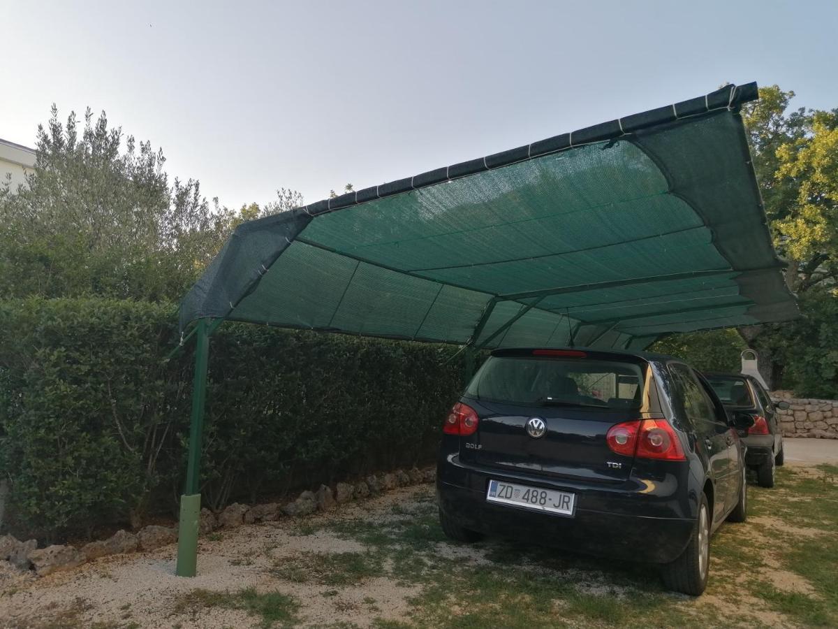 Apartments Lota Starigrad Paklenica Εξωτερικό φωτογραφία