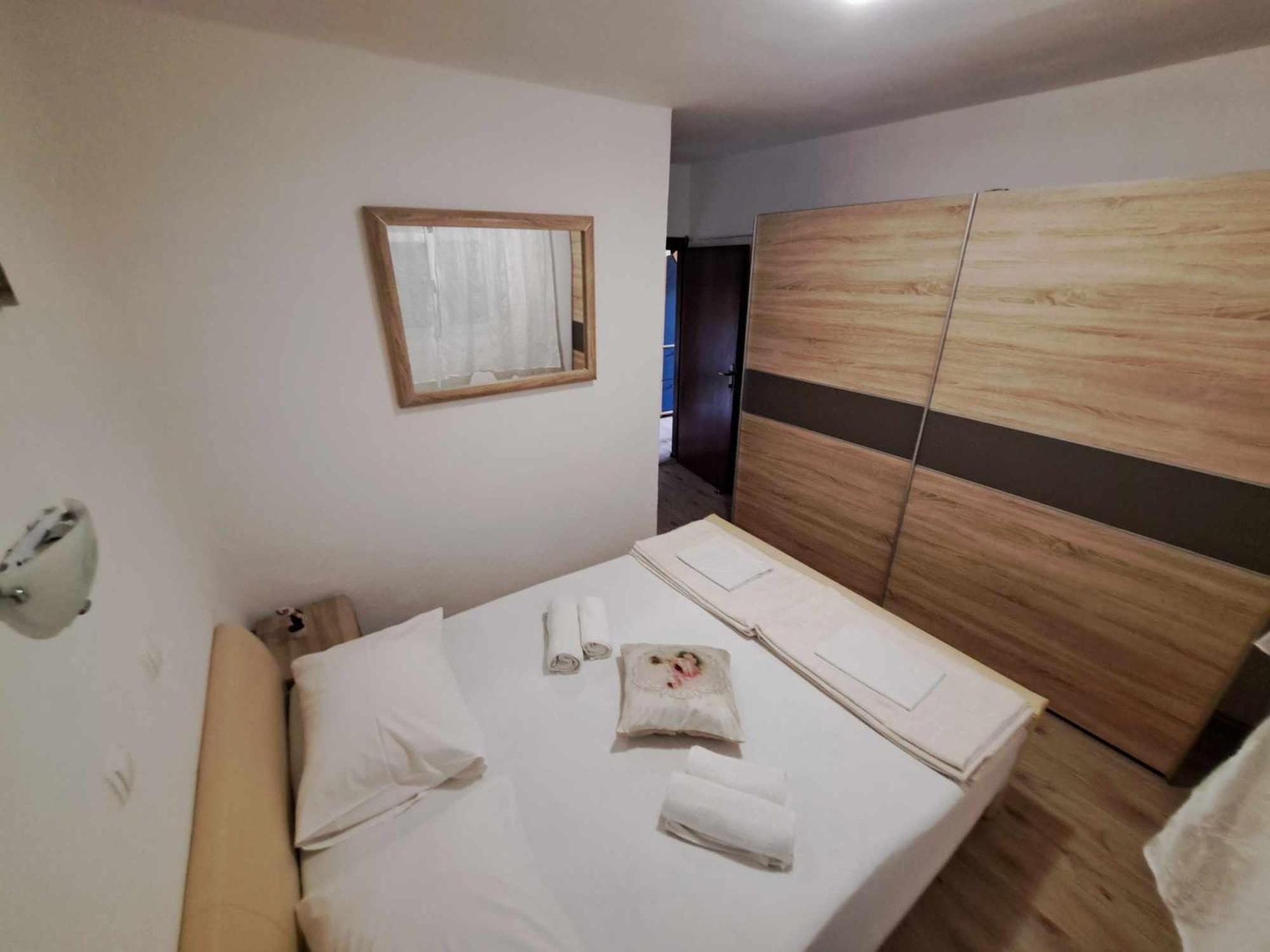 Apartments Lota Starigrad Paklenica Εξωτερικό φωτογραφία